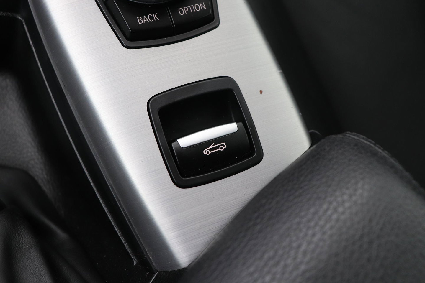 BMW 2 Serie Cabrio M235i xDrive | 327Pk! | M-Sport | harman/kardon | Vol-Leder | Stoelverwarming | Camera | 18 Inch
