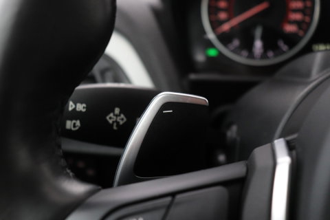 BMW 2 Serie Cabrio M235i xDrive | 327Pk! | M-Sport | harman/kardon | Vol-Leder | Stoelverwarming | Camera | 18 Inch