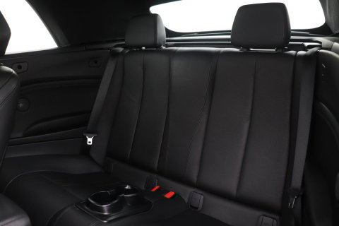 BMW 2 Serie Cabrio M235i xDrive | 327Pk! | M-Sport | harman/kardon | Vol-Leder | Stoelverwarming | Camera | 18 Inch