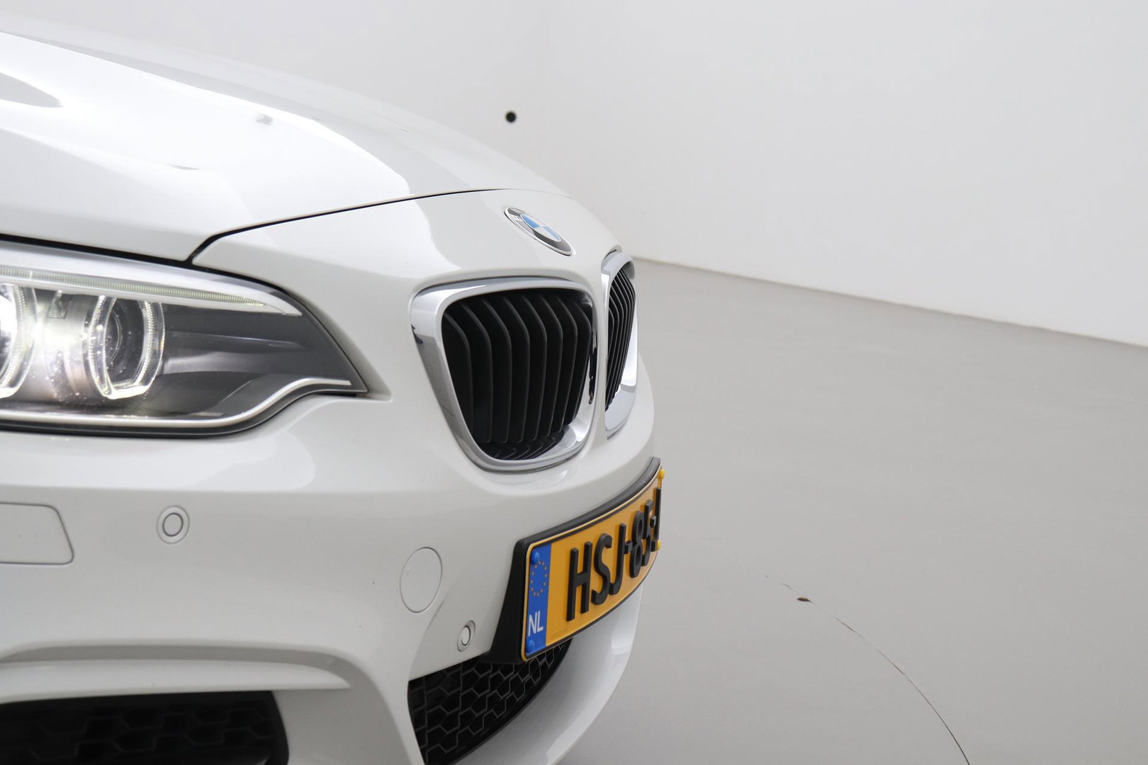 BMW 2 Serie Cabrio M235i xDrive | 327Pk! | M-Sport | harman/kardon | Vol-Leder | Stoelverwarming | Camera | 18 Inch