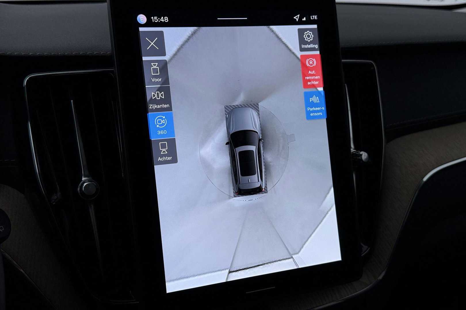 Volvo XC60 T8 Plug-in hybrid Ultra Dark | FACELIFT | Panoramadak | 360° Camera | Harman/Kardon | Head-Up | BLIS | Memory