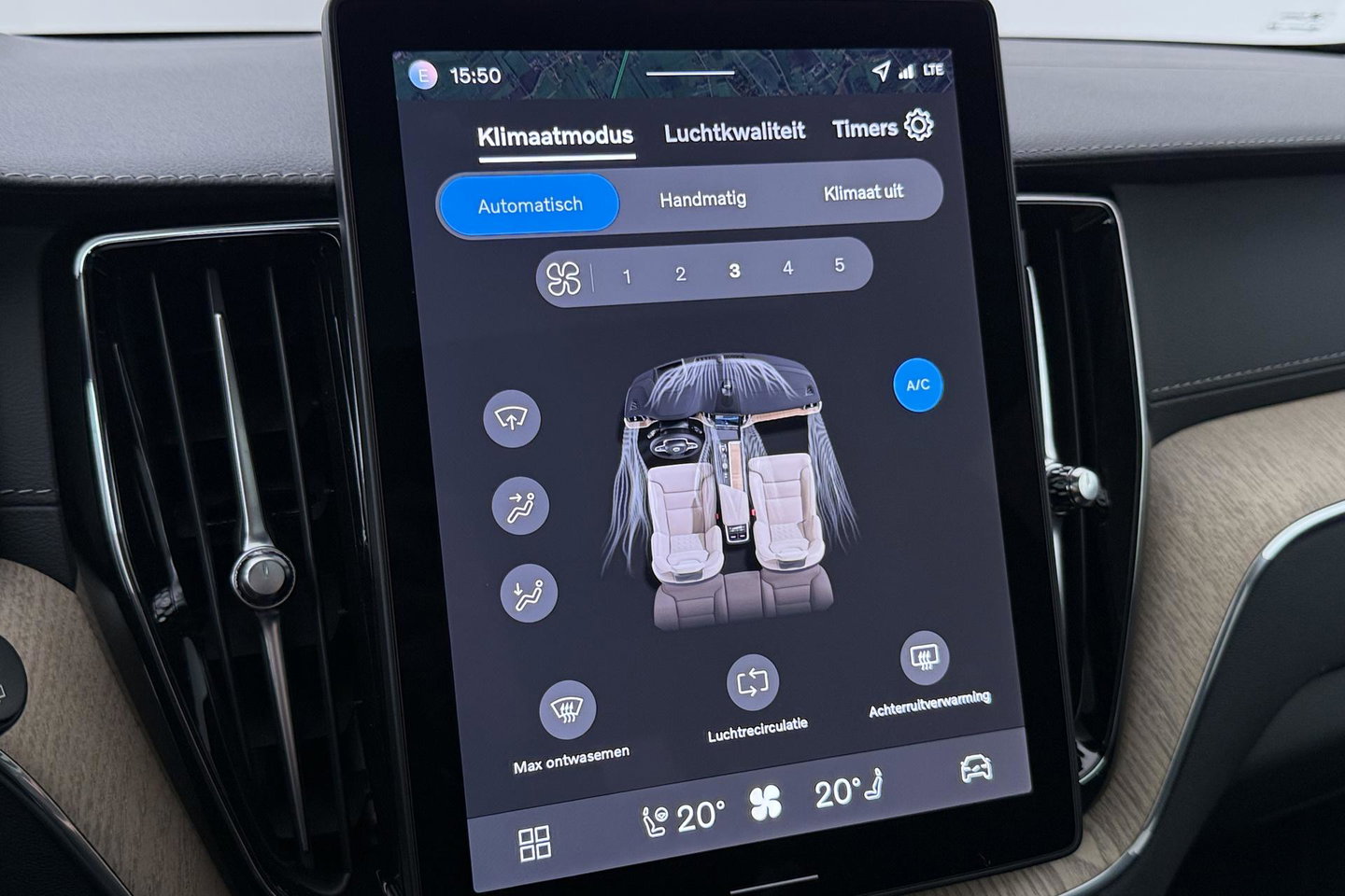 Volvo XC60 T8 Plug-in hybrid Ultra Dark | FACELIFT | Panoramadak | 360° Camera | Harman/Kardon | Head-Up | BLIS | Memory