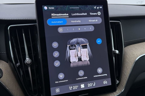 Volvo XC60 T8 Plug-in hybrid Ultra Dark | FACELIFT | Panoramadak | 360° Camera | Harman/Kardon | Head-Up | BLIS | Memory