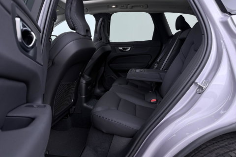 Volvo XC60 T8 Plug-in hybrid Ultra Dark | FACELIFT | Panoramadak | 360° Camera | Harman/Kardon | Head-Up | BLIS | Memory