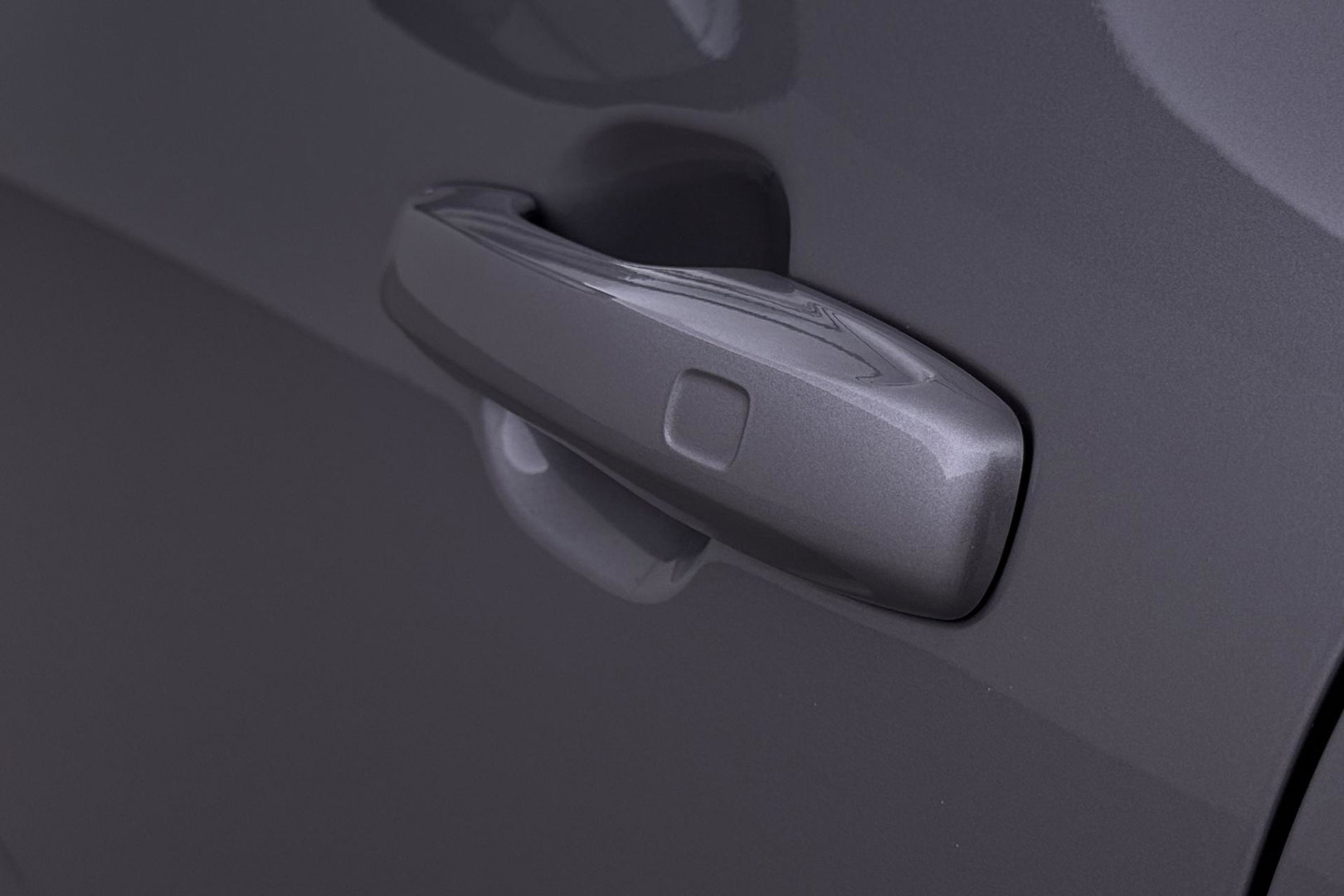 Volvo XC60 T8 Plug-in hybrid Ultra Dark | FACELIFT | Panoramadak | 360° Camera | Harman/Kardon | Head-Up | BLIS | Memory