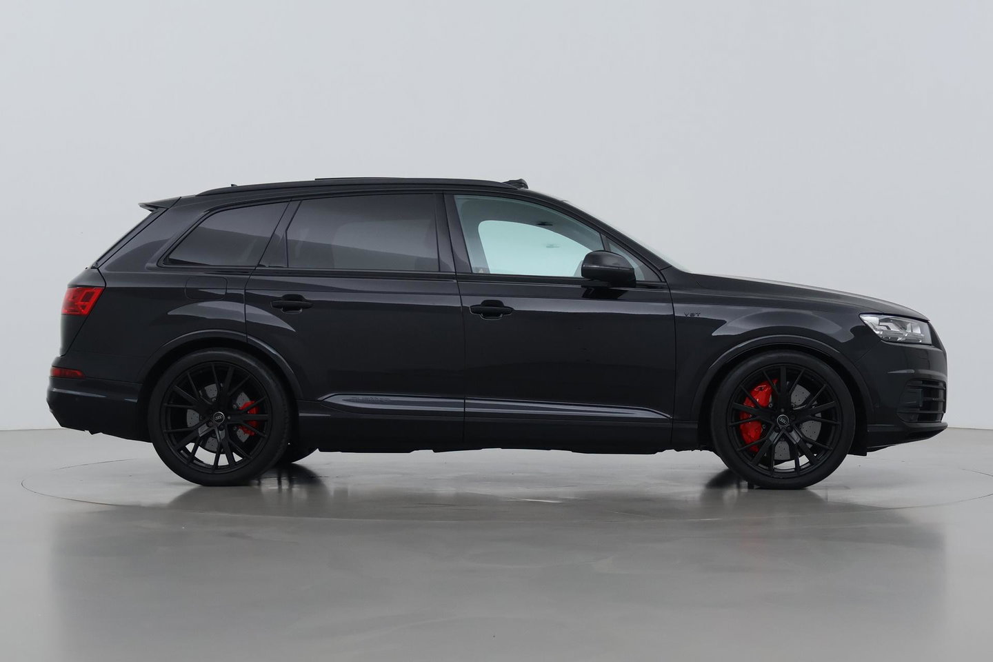 Audi Q7 4.0 TDI SQ7 quattro Pro Line + 7p | ACC | Luchtvering | Keramische Remmen | Panoramadak | Trekhaak | 360° Camera | Head-Up | 22 Inch