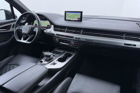 Audi Q7 4.0 TDI SQ7 quattro Pro Line + 7p | ACC | Luchtvering | Keramische Remmen | Panoramadak | Trekhaak | 360° Camera | Head-Up | 22 Inch