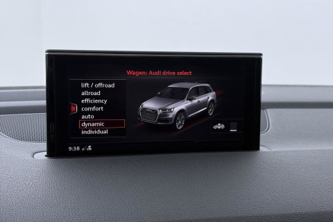 Audi Q7 4.0 TDI SQ7 quattro Pro Line + 7p | ACC | Luchtvering | Keramische Remmen | Panoramadak | Trekhaak | 360° Camera | Head-Up | 22 Inch