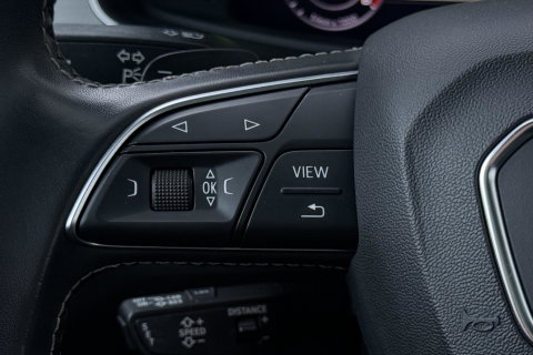 Audi Q7 4.0 TDI SQ7 quattro Pro Line + 7p | ACC | Luchtvering | Keramische Remmen | Panoramadak | Trekhaak | 360° Camera | Head-Up | 22 Inch
