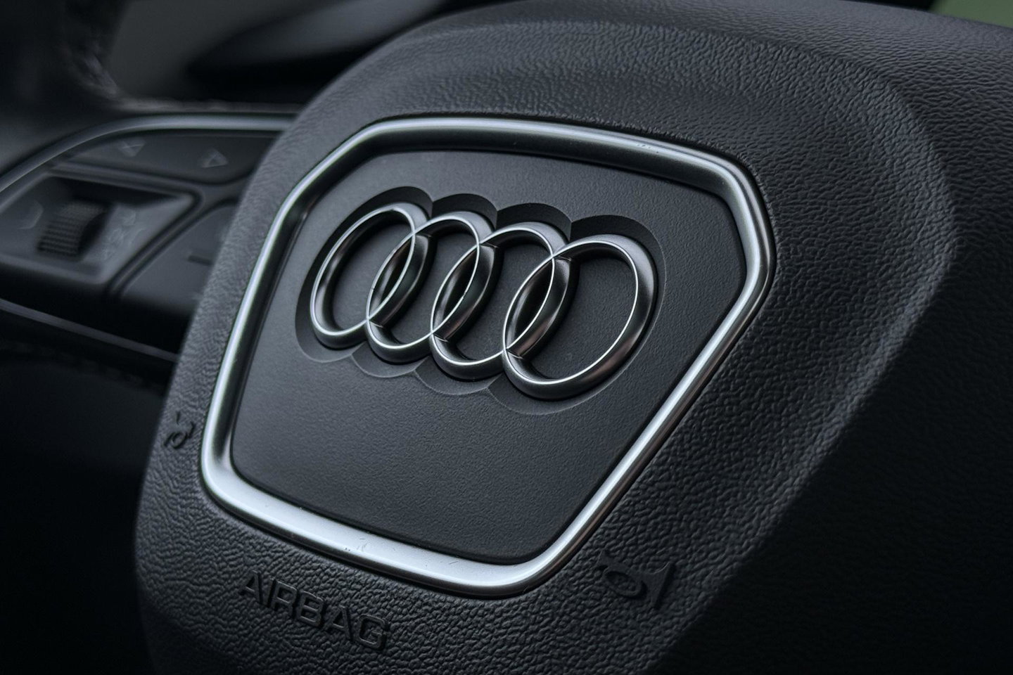 Audi Q7 4.0 TDI SQ7 quattro Pro Line + 7p | ACC | Luchtvering | Keramische Remmen | Panoramadak | Trekhaak | 360° Camera | Head-Up | 22 Inch