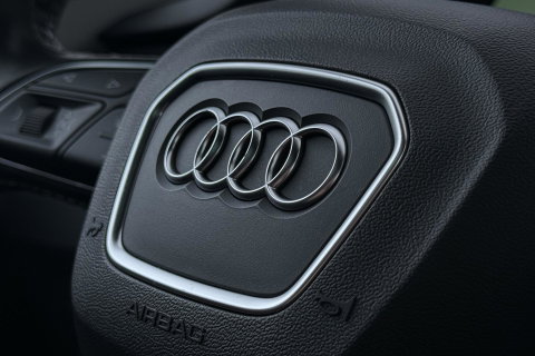 Audi Q7 4.0 TDI SQ7 quattro Pro Line + 7p | ACC | Luchtvering | Keramische Remmen | Panoramadak | Trekhaak | 360° Camera | Head-Up | 22 Inch