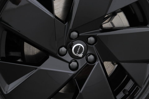 Volvo EX40 Single Motor Extended Range Plus Black Ed. 82 kWh | 360° Camera | ACC | 20 Inch | Stoel+Stuurverwarming | Harman/Kardon
