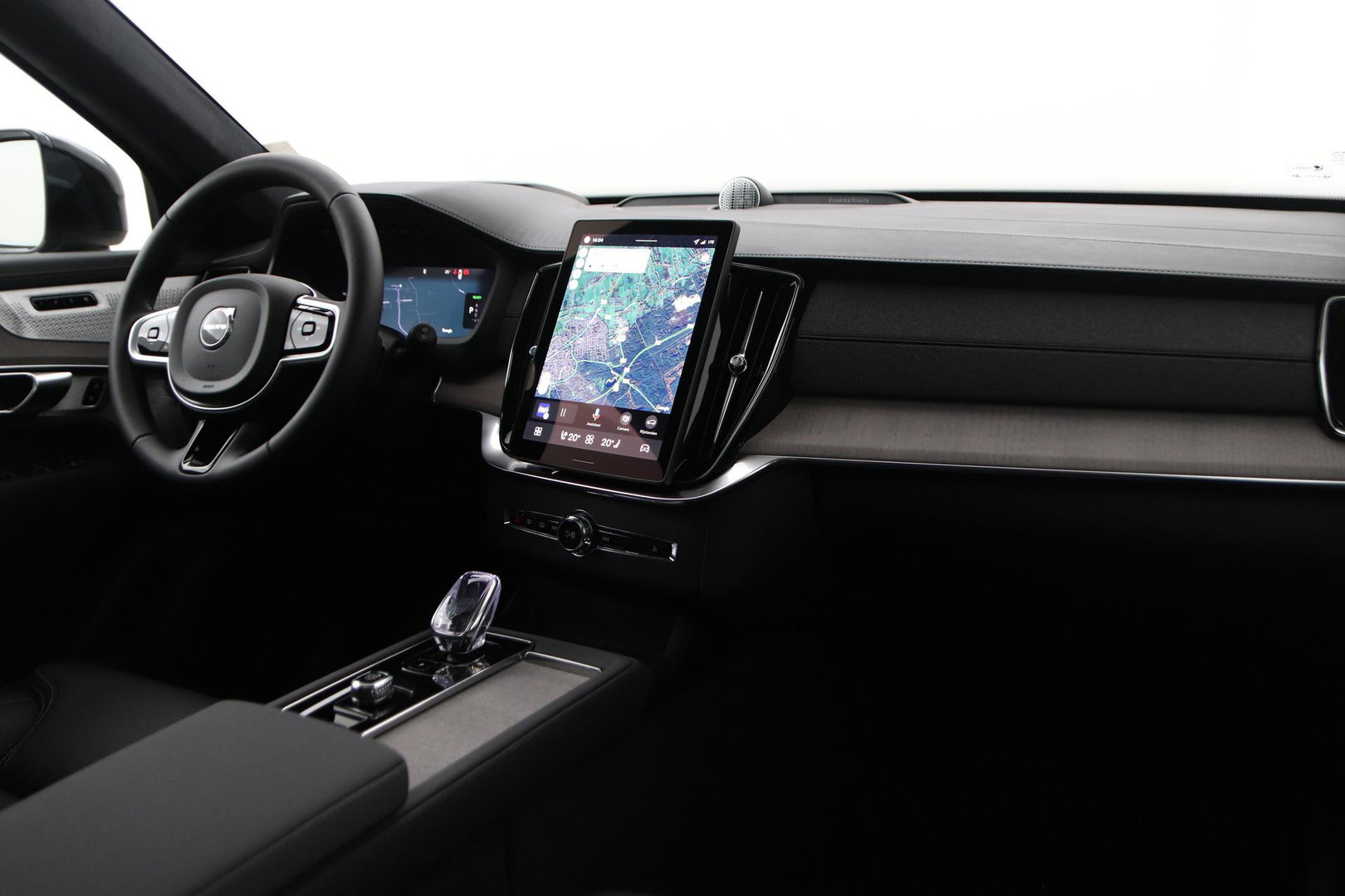 Volvo XC90 T8 Plug-in hybrid Ultra Dark | Luchtvering | Bowers&Wilkins | Trekhaak | Massage+Ventilatie | Head-Up