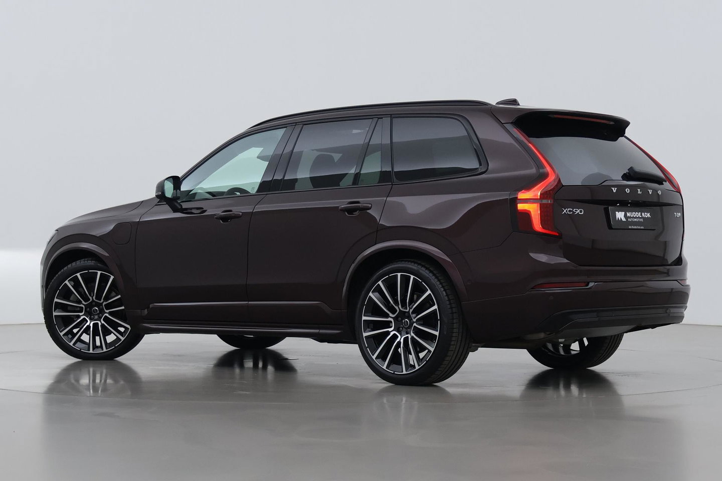 Volvo XC90 T8 Plug-in hybrid Ultra Dark | Luchtvering | Bowers&Wilkins | Trekhaak | Massage+Ventilatie | Head-Up