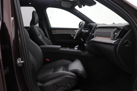 Volvo XC90 T8 Plug-in hybrid Ultra Dark | Luchtvering | Bowers&Wilkins | Trekhaak | Massage+Ventilatie | Head-Up