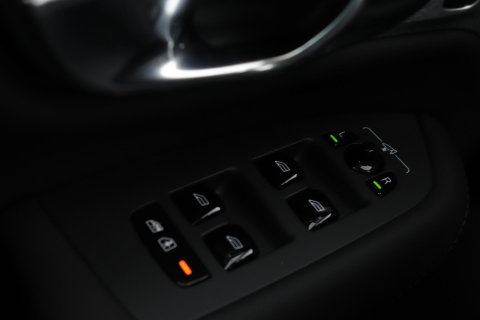 Volvo XC90 T8 Plug-in hybrid Ultra Dark | Luchtvering | Bowers&Wilkins | Trekhaak | Massage+Ventilatie | Head-Up
