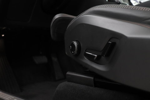 Volvo XC90 T8 Plug-in hybrid Ultra Dark | Luchtvering | Bowers&Wilkins | Trekhaak | Massage+Ventilatie | Head-Up