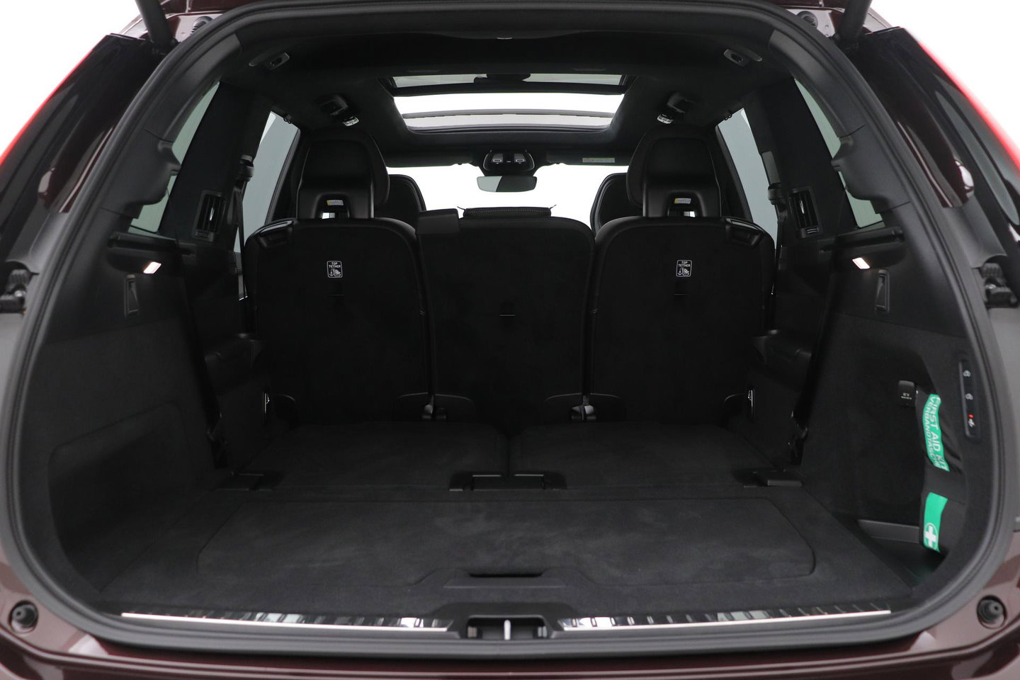 Volvo XC90 T8 Plug-in hybrid Ultra Dark | Luchtvering | Bowers&Wilkins | Trekhaak | Massage+Ventilatie | Head-Up