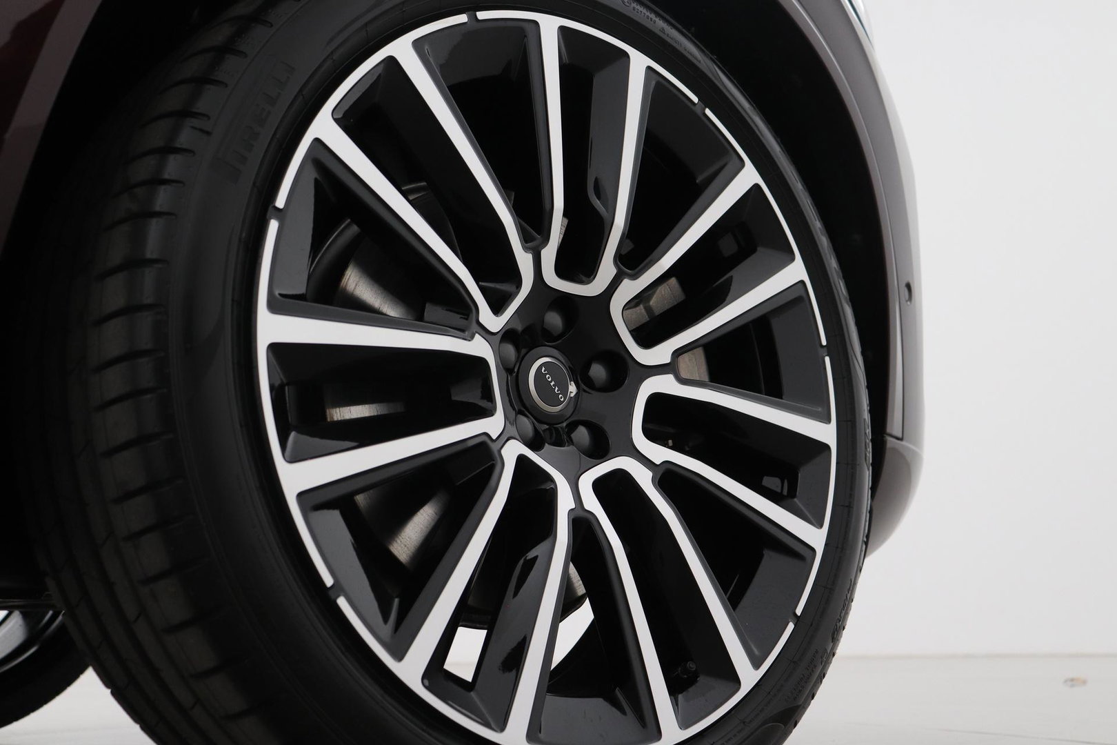 Volvo XC90 T8 Plug-in hybrid Ultra Dark | Luchtvering | Bowers&Wilkins | Trekhaak | Massage+Ventilatie | Head-Up