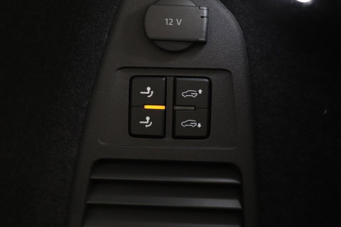 Volkswagen Touareg 3.0 TSi eHybrid 4MOTION R | FINAL EDITION | Luchtvering | Trekhaak | Panoramdak | Dynaudio | 360° Camera