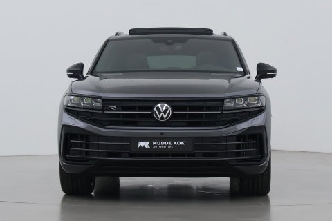 Volkswagen Touareg 3.0 TSi eHybrid 4MOTION R | FINAL EDITION | Luchtvering | Trekhaak | Panoramdak | Dynaudio | 360° Camera