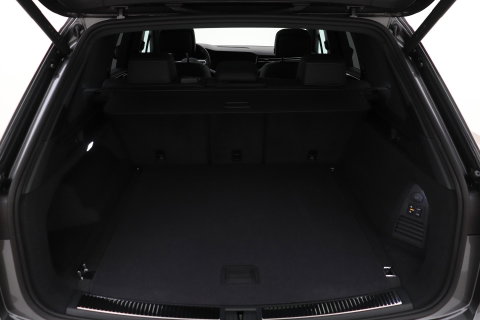 Volkswagen Touareg 3.0 TSi eHybrid 4MOTION R | FINAL EDITION | Luchtvering | Trekhaak | Panoramdak | Dynaudio | 360° Camera