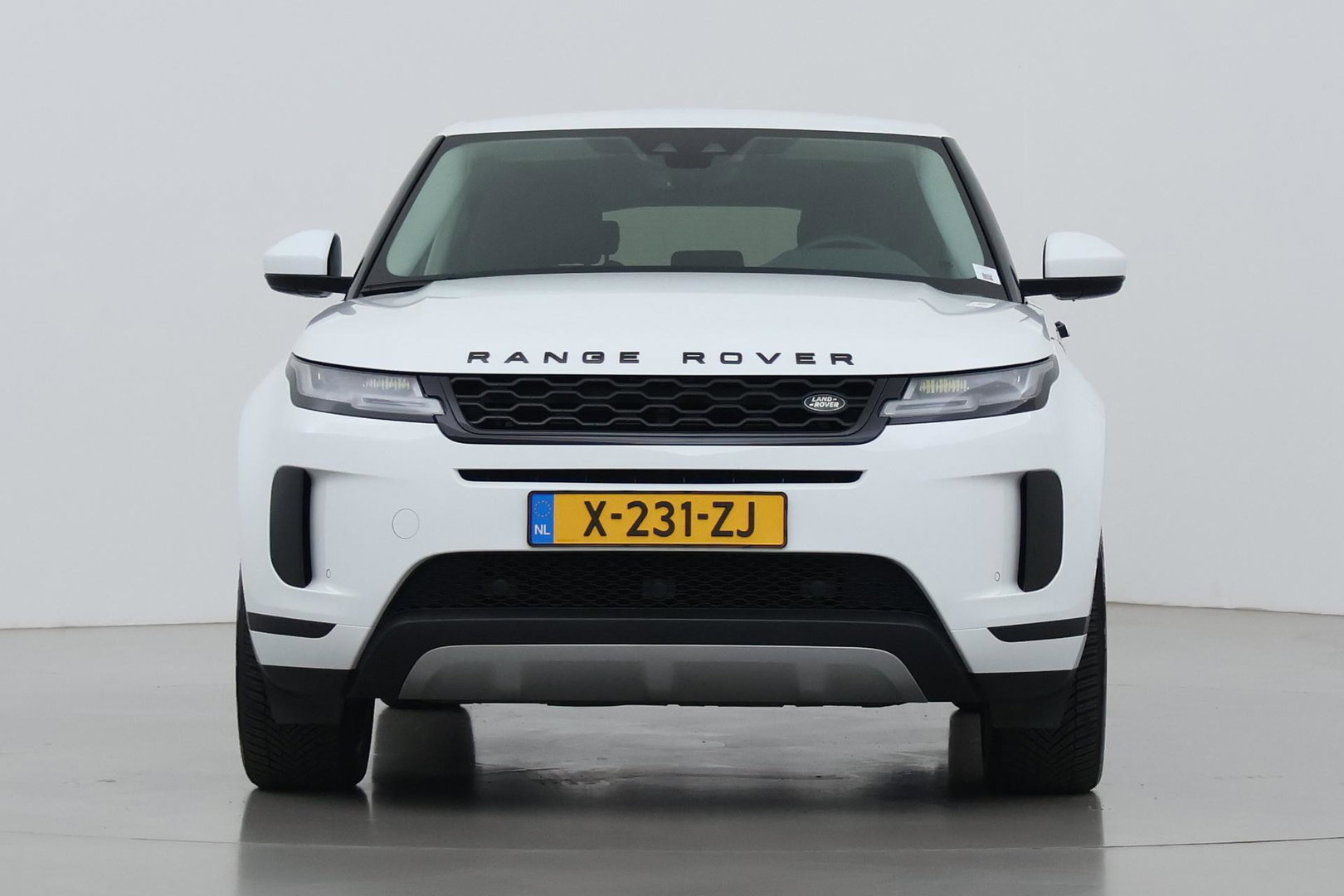 Land Rover Range Rover Evoque 1.5 P300e AWD SE | Camera | Lane Assist | Memory | Apple Carplay | 20 Inch
