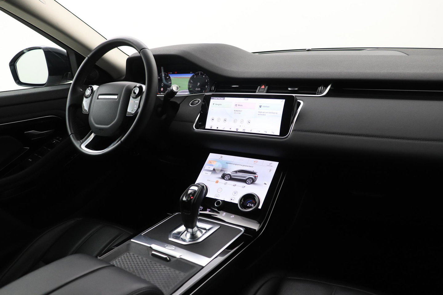 Land Rover Range Rover Evoque 1.5 P300e AWD SE | Camera | Lane Assist | Memory | Apple Carplay | 20 Inch