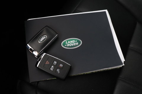 Land Rover Range Rover Evoque 1.5 P300e AWD SE | Camera | Lane Assist | Memory | Apple Carplay | 20 Inch