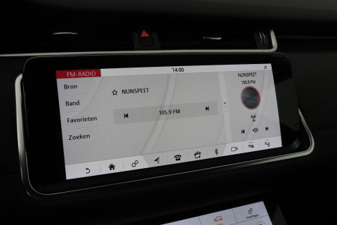 Land Rover Range Rover Evoque 1.5 P300e AWD SE | Camera | Lane Assist | Memory | Apple Carplay | 20 Inch