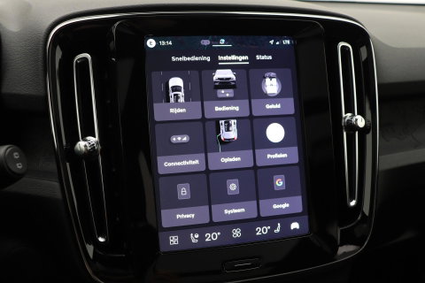Volvo EX40 Single Motor Extended Range Plus Black Ed. 82 kWh | ACC | Panoramadak | 360° Camera | Harman/Kardon | BLIS | 20 Inch
