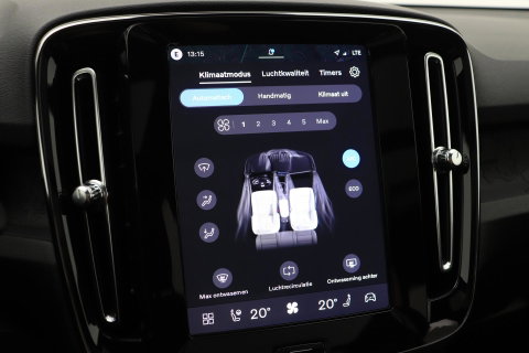Volvo EX40 Single Motor Extended Range Plus Black Ed. 82 kWh | ACC | Panoramadak | 360° Camera | Harman/Kardon | BLIS | 20 Inch