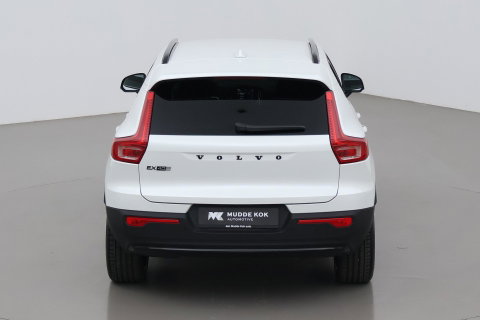 Volvo EX40 Extended Range Plus Black Edition 82 kWh | ACC | Harman/Kardon | 360° Camera | Stoel+Stuurverwarming | BLIS | 20 Inch