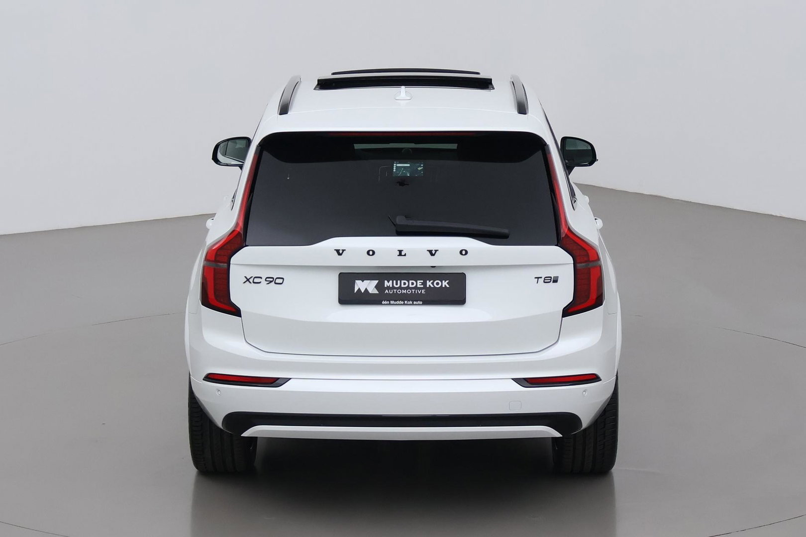 Volvo XC90 T8 Plug-in hybrid Ultra Black Edition | ACC | Luchtvering | Bowers&Wilkins | Massage+Ventilatie | Head-Up | 360° Camera