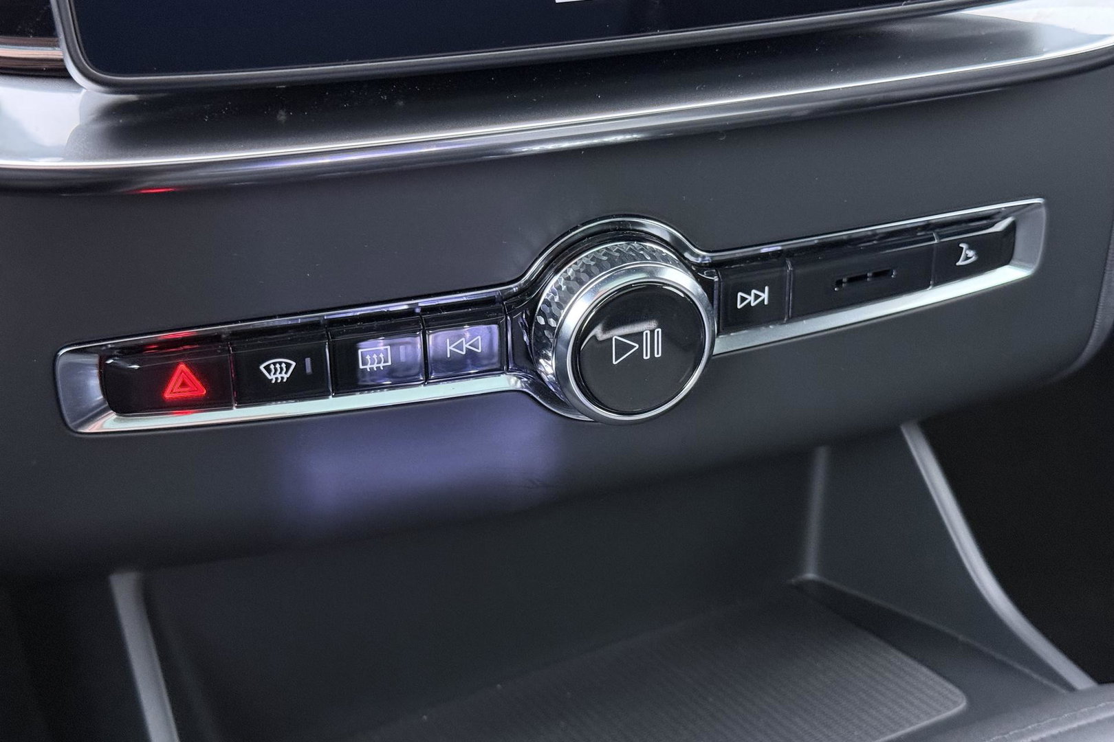 Volvo XC90 T8 Plug-in hybrid Ultra Black Edition | ACC | Luchtvering | Bowers&Wilkins | Massage+Ventilatie | Head-Up | 360° Camera