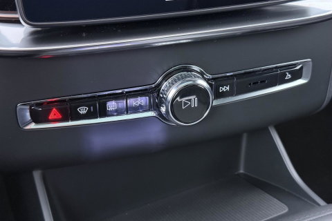 Volvo XC90 T8 Plug-in hybrid Ultra Black Edition | ACC | Luchtvering | Bowers&Wilkins | Massage+Ventilatie | Head-Up | 360° Camera