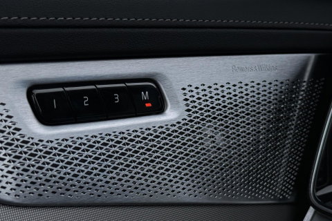 Volvo XC90 T8 Plug-in hybrid Ultra Black Edition | ACC | Luchtvering | Bowers&Wilkins | Massage+Ventilatie | Head-Up | 360° Camera