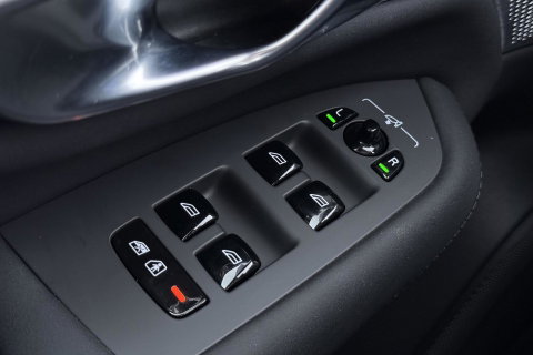 Volvo XC90 T8 Plug-in hybrid Ultra Black Edition | ACC | Luchtvering | Bowers&Wilkins | Massage+Ventilatie | Head-Up | 360° Camera