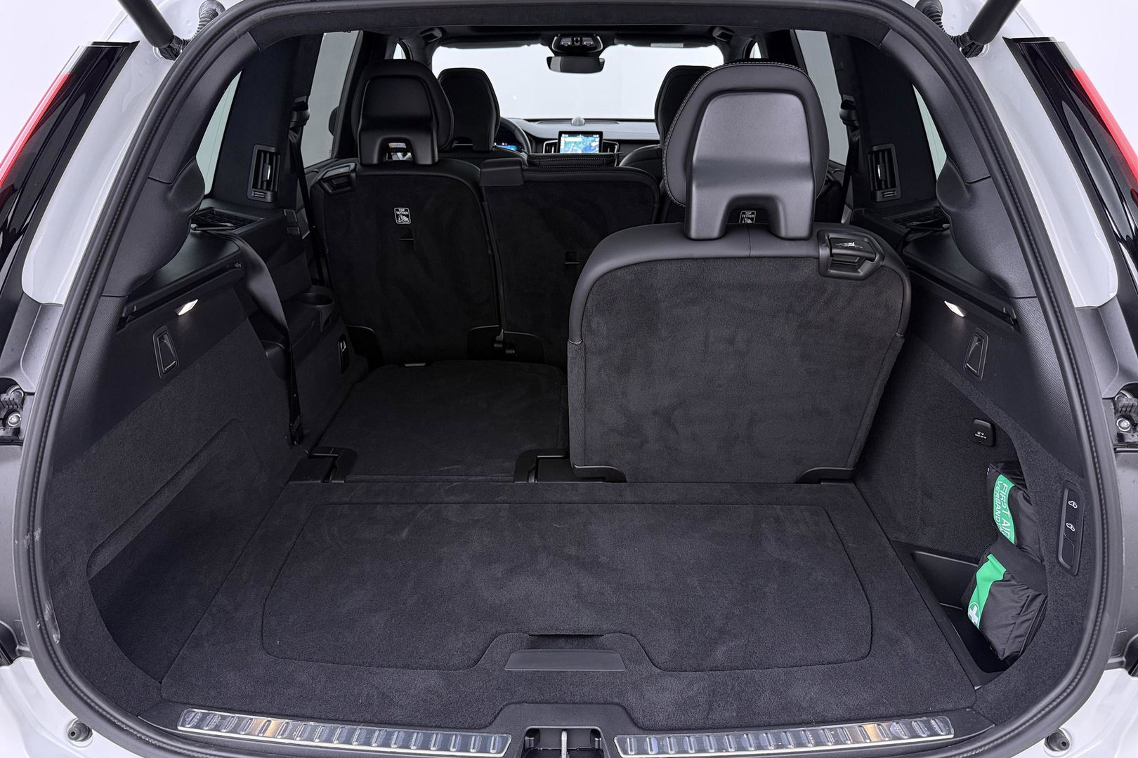 Volvo XC90 T8 Plug-in hybrid Ultra Black Edition | ACC | Luchtvering | Bowers&Wilkins | Massage+Ventilatie | Head-Up | 360° Camera