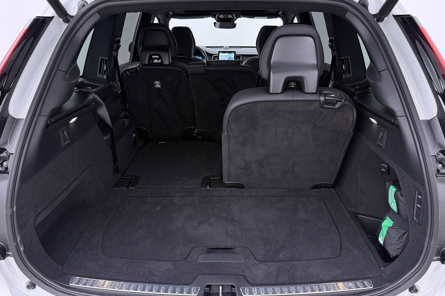 Volvo XC90 T8 Plug-in hybrid Ultra Black Edition | ACC | Luchtvering | Bowers&Wilkins | Massage+Ventilatie | Head-Up | 360° Camera