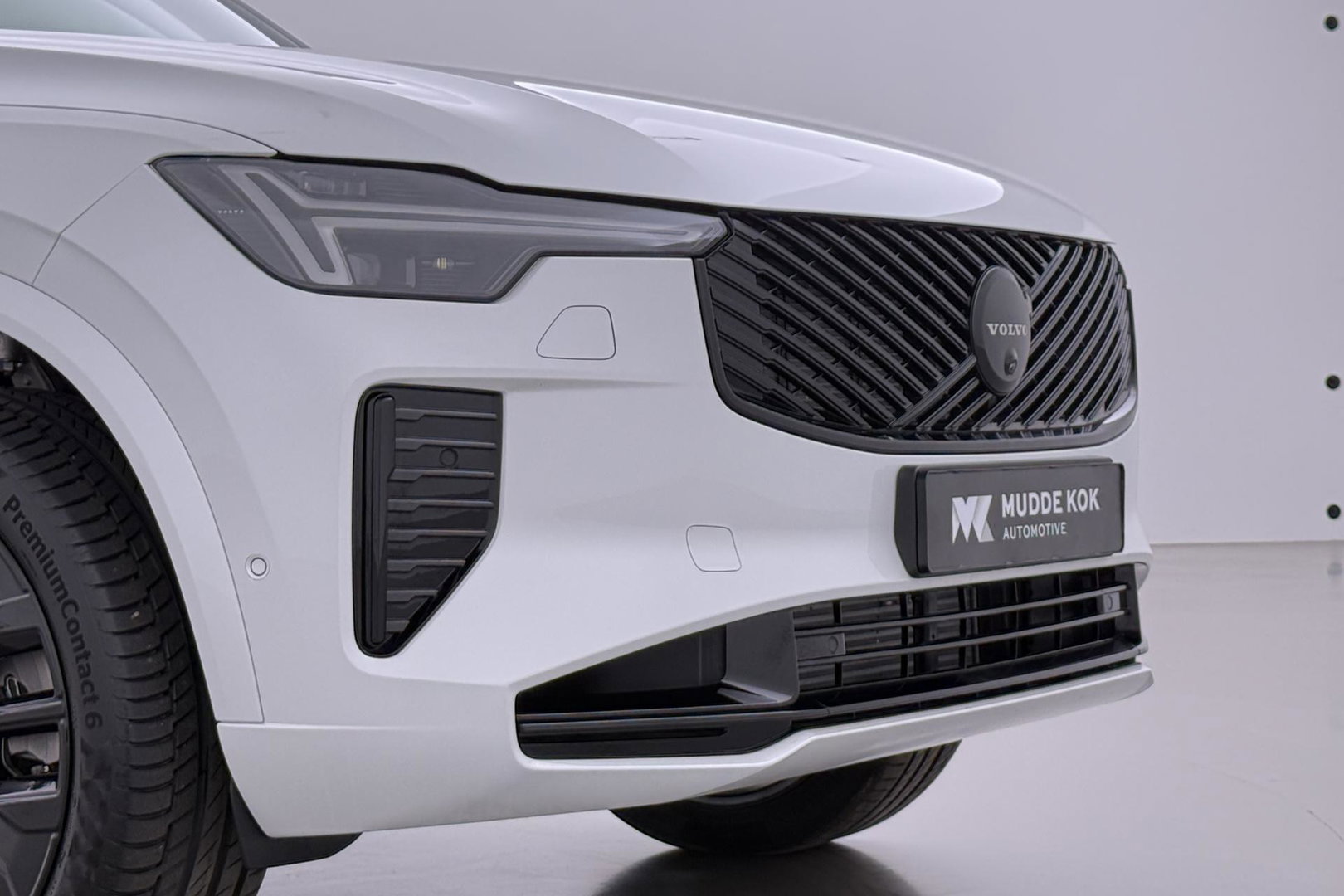 Volvo XC90 T8 Plug-in hybrid Ultra Black Edition | ACC | Luchtvering | Bowers&Wilkins | Massage+Ventilatie | Head-Up | 360° Camera