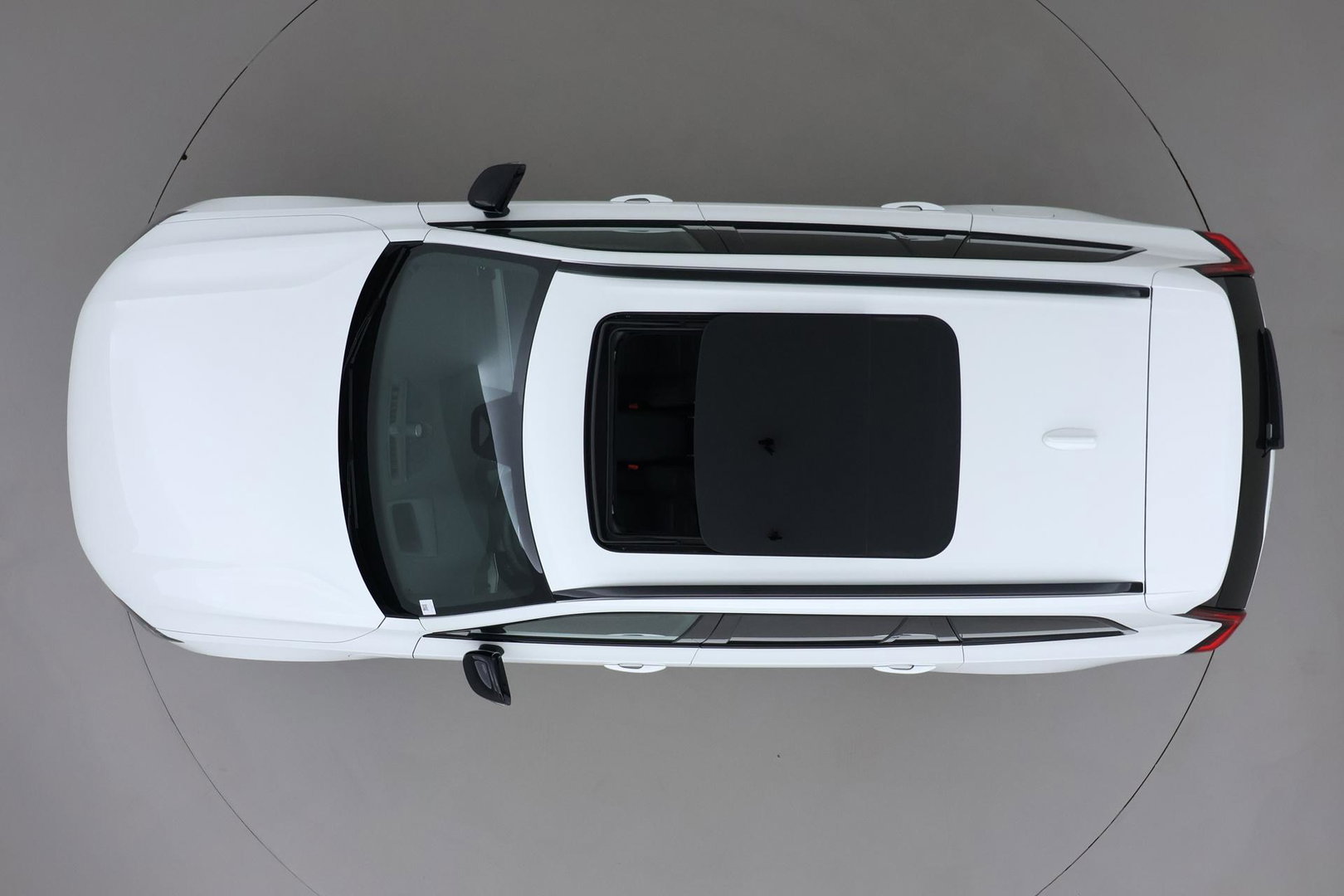 Volvo XC90 T8 Plug-in hybrid Ultra Black Edition | ACC | Luchtvering | Bowers&Wilkins | Massage+Ventilatie | Head-Up | 360° Camera