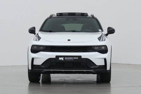 Lynk & Co 01 1.5 More | ACC | Panoramadak | 20 Inch | Stoel+Stuurverwarming | Getint Glas