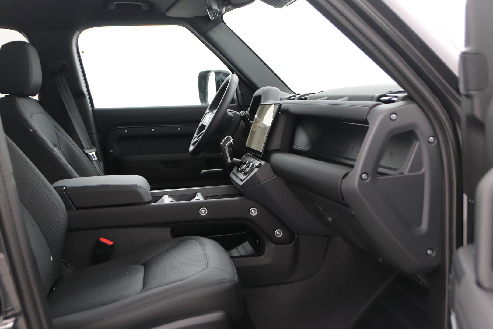 Land Rover Defender P300e 110 X-Dynamic SE | FACELIFT | ACC | Panoramadak | 22 Inch | ClearSight | Stoel+Stuurverwarming | Trekhaak