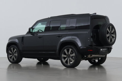 Land Rover Defender P300e 110 X-Dynamic SE | FACELIFT | ACC | Panoramadak | 22 Inch | ClearSight | Stoel+Stuurverwarming | Trekhaak