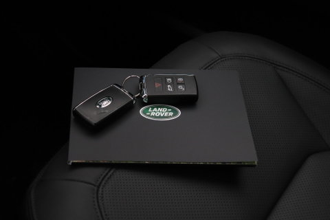 Land Rover Defender 2.0 P300e 110 X-Dynamic HSE | FACELIFT | ClearSight | Meridian Surround | Koelbox | Luchtvering | Trekhaak