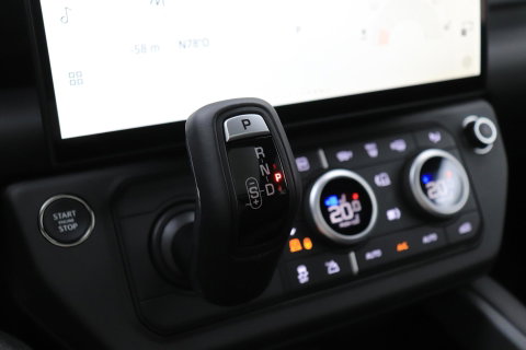 Land Rover Defender 2.0 P300e 110 X-Dynamic HSE | FACELIFT | ClearSight | Meridian Surround | Koelbox | Luchtvering | Trekhaak