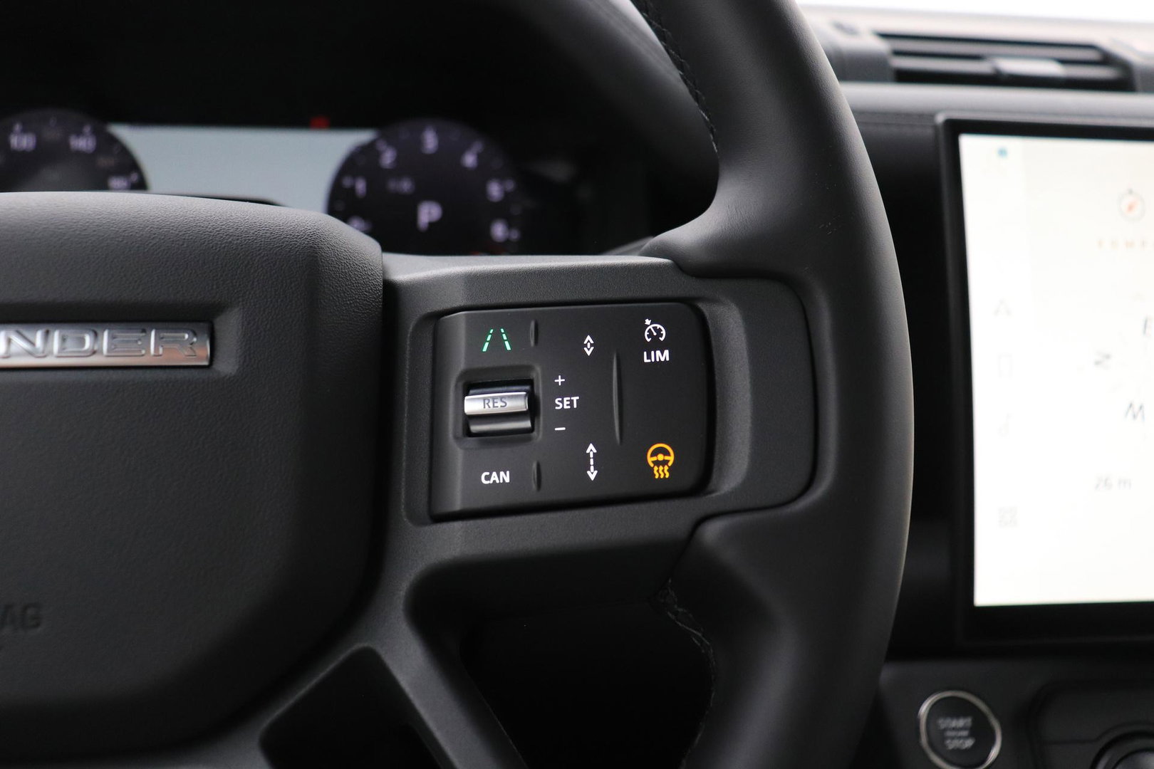 Land Rover Defender 2.0 P300e 110 X-Dynamic HSE | FACELIFT | ClearSight | Meridian Surround | Koelbox | Luchtvering | Trekhaak