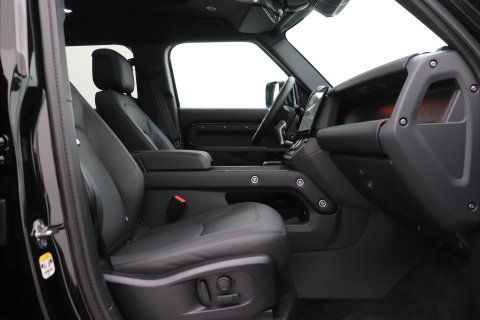 Land Rover Defender 2.0 P300e 110 X-Dynamic HSE | FACELIFT | ClearSight | Meridian Surround | Koelbox | Luchtvering | Trekhaak