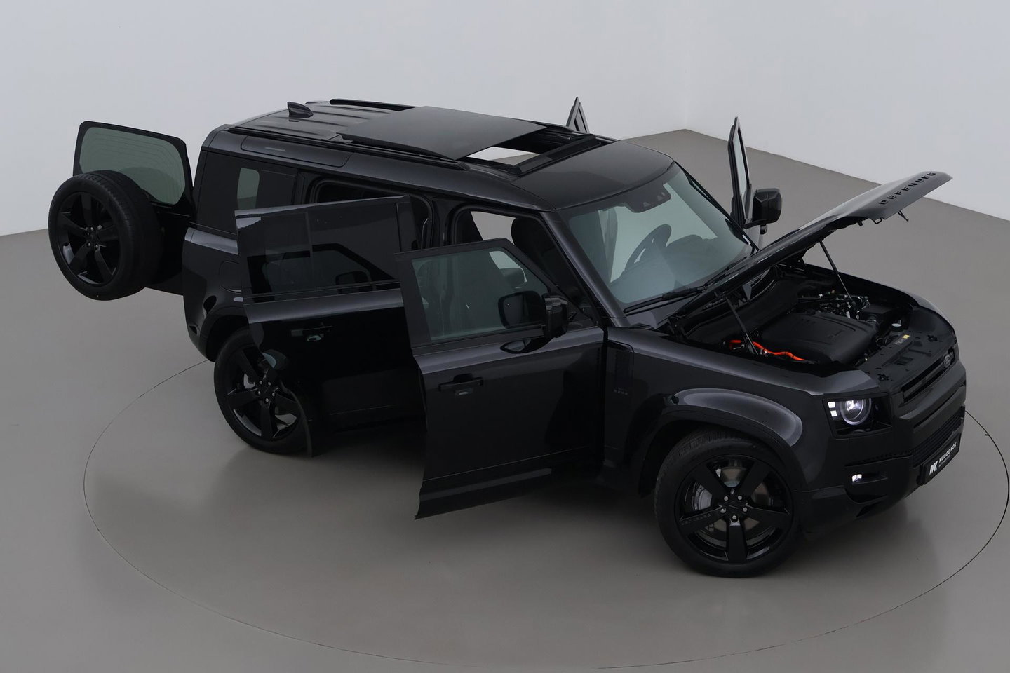 Land Rover Defender 2.0 P300e 110 X-Dynamic HSE | FACELIFT | ClearSight | Meridian Surround | Koelbox | Luchtvering | Trekhaak